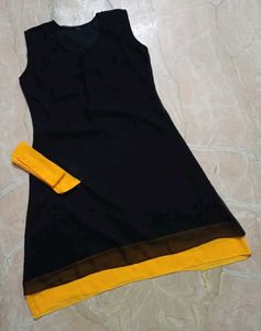 Women's Georgette Black Yellow Western Tunic