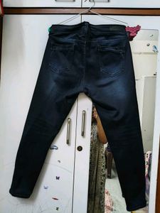 Ankle Length Slim Fit Stretchable Jeans