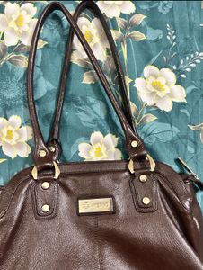 100% ORIGINAL LEATHER Bag by METRO