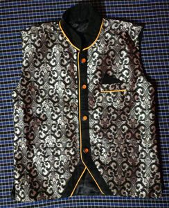 Vintage Style Patterned Vest