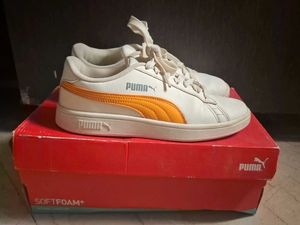 Puma White & Orange Sneakers