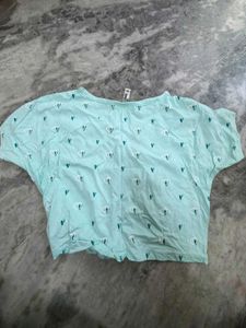 Light Wash Ripped Wide Leg Jeans
