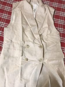 H&M Sleeveless Linen Blend Vest