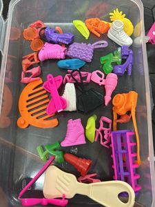 Barbies Accessories.mix