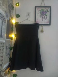 Chic Black Strapless Mini Dress