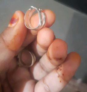 silver toe rings