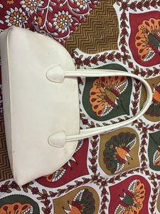 Chic Cream Handbag
