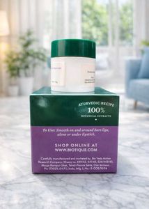 Biotique Berry Plumping Lip Balm