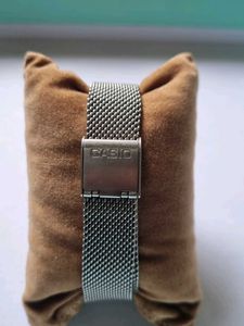 casio LTP-E157 Watch