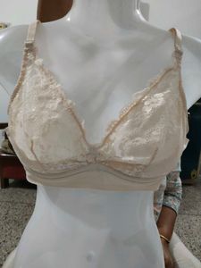 Premium White Soft Lace Full-Coverage Bra (Size: 3
