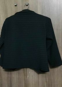 Women's Black Textured Cropped Blazer Jacket