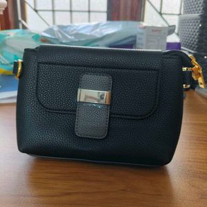 Chic Black Crossbody Bag
