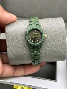 MK CERAMIC TYPE STRAP LADIES WATCH AT SALE