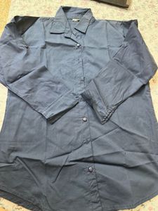 Blue formal shirt in new condition