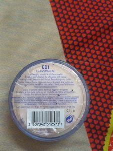 Rimmel London Match Perfection Silky Loose Face Powder.