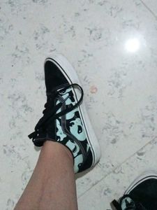 Vans Old Skool Skate Shoes - Black/Blue Flame