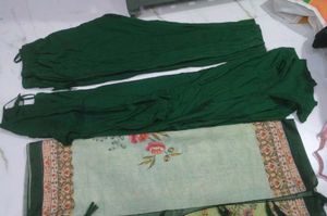 Elegant Kurta Set with straight pants