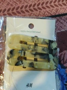 H&M hair pins