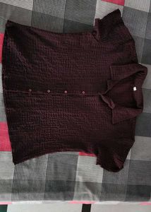 Casual Chic Textured Maroon shirt
