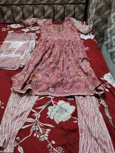 naira cut pant suit set