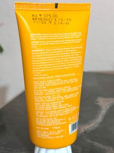 Dot &amp; Key Vitamin C+E Face Wash