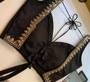 Black blouse deep back neck (4 colour available)