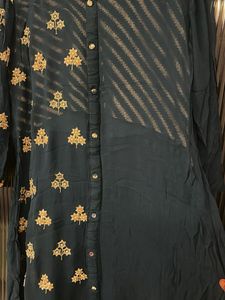 Elegant Teal Kurta with Gold Embroidery and skirt