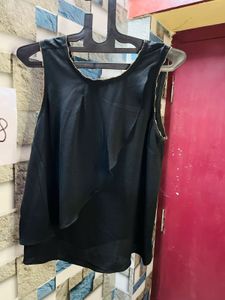 Stylish Black Sleeveless Top