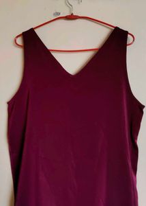 Sleeveless V-Neck Burgundy Top
