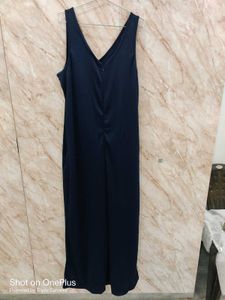Here is this very classy jumpsuit 🤩😍