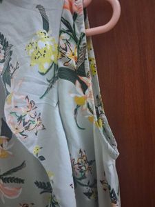 Floral Midi Dress with Ruffle Sleeves
