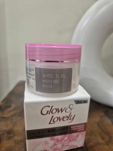 Glow &amp; Lovely Face Cream