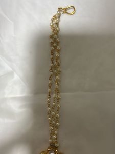 Exquisite Maang Tikka with Pearls and Stones