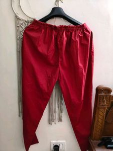 Women Red Stretchable Trousers XXL with pocket
