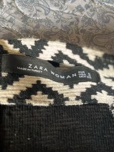 Monochromatic Diamond Pattern Skirt Eur S
