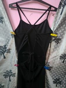 Backless Black Halter Neck Midi Dress