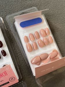 3 Piece Glossy Press-On Nail Set