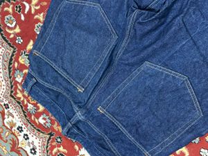 Unisex Bershka Raw Demin Jeans + free belt*