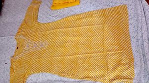 new silk sareewith free kurti set