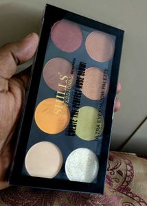 Shills Professional Eyeshadow Palette
