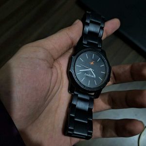 🕒 Fastrack Black Analog Watch – Stylish &amp; Sleek