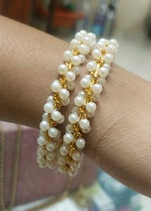 Pearl Bangle Set