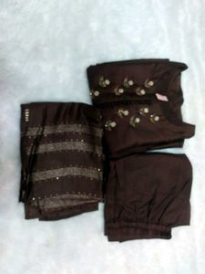 Elegant Brown Kurta with Floral Embroidery