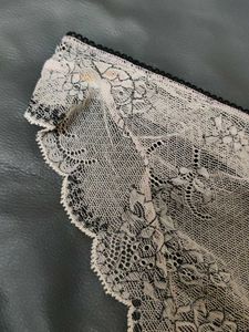 Lace Briefs with Bow Detail