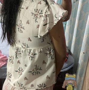 Chic Floral Print Peplum Top