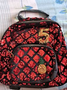 NEW Fancy 🎒
