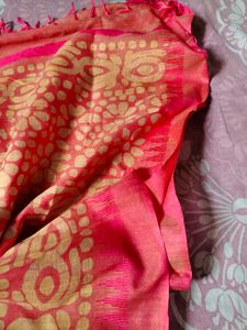Vibrant Red &amp; Gold batik print dupatta
