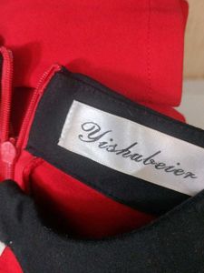 Red Sleeveless Zipper Dress
