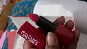 Kiss Beauty Love Bug Editions