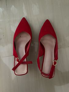red chic heels